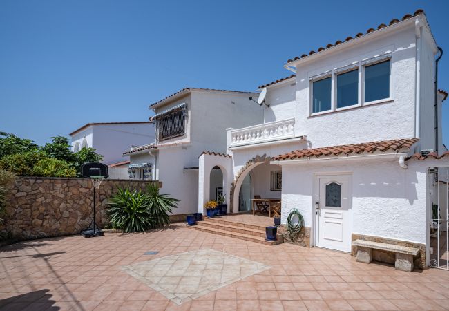 Villa à Empuriabrava - LV32 FALCONERA