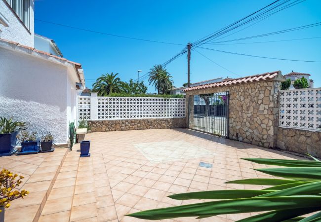 Villa à Empuriabrava - LV32 FALCONERA