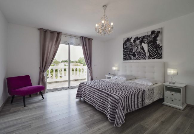 Villa à Empuriabrava - LV15 FALCONERA