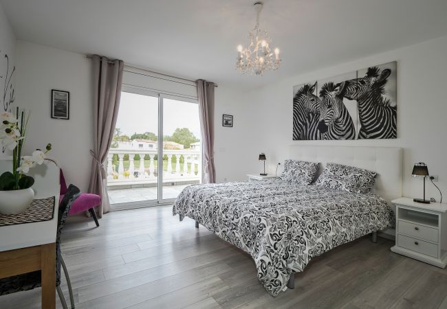 Villa à Empuriabrava - LV15 FALCONERA