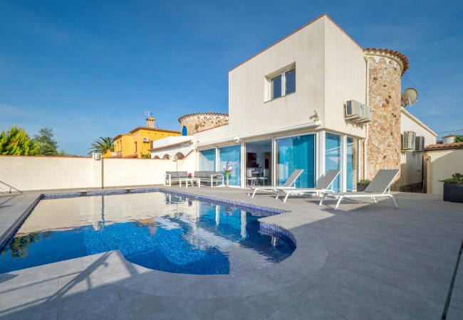 Villa à Empuriabrava - LV19 FALCONERA 19