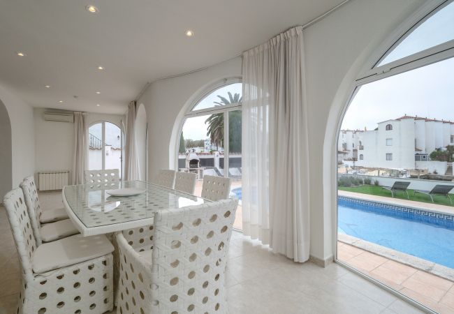 Villa à Empuriabrava - LV23 FRANCOLI