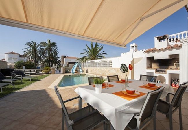 Villa à Empuriabrava - LV29 FALCONERA