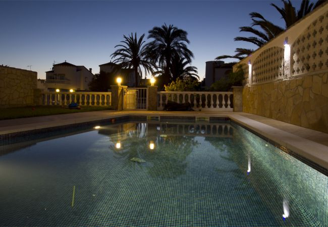 Villa à Empuriabrava - LV29 FALCONERA