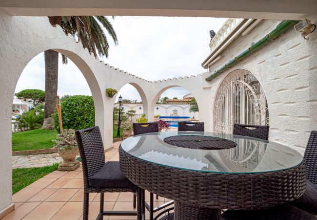 Villa à Empuriabrava - LV34 carmenço