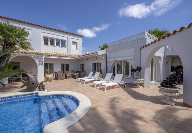 Villa à Empuriabrava - LV34 carmenço