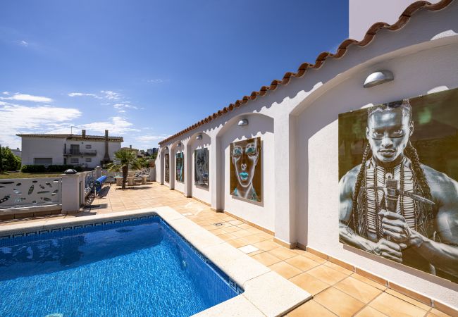 Villa à Empuriabrava - LV34 carmenço