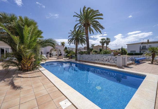 Villa à Empuriabrava - LV34 carmenço