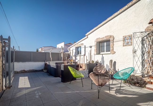 Maison à Empuriabrava - ILH02 cap ras 53c