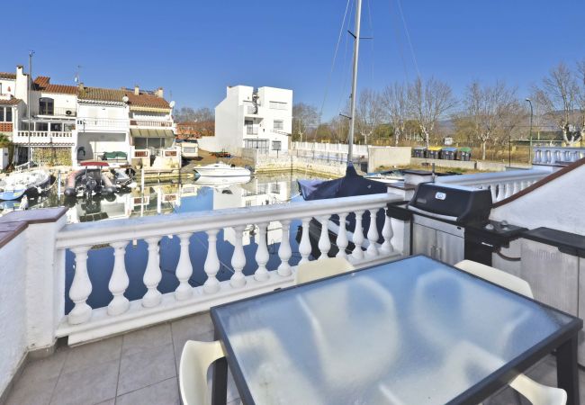 Maison mitoyenne à Empuriabrava - LV36 PORT RHODAS