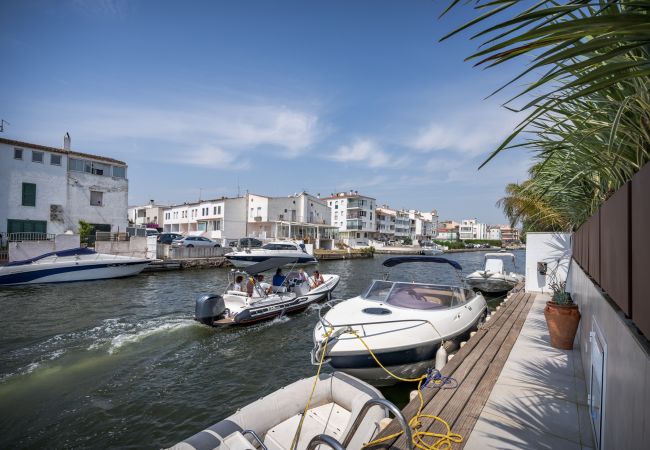 Villa à Empuriabrava - LV37 EBRE 29