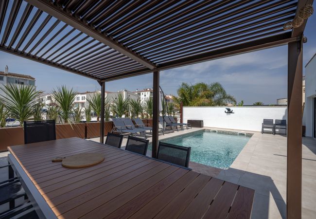 Villa à Empuriabrava - LV37 EBRE 29