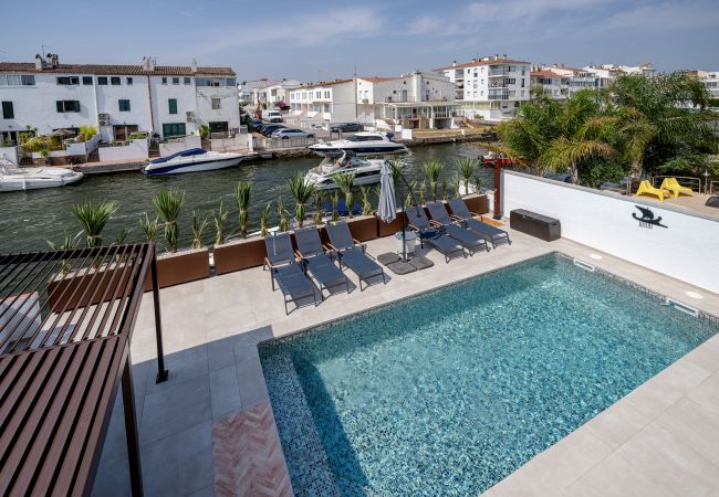 Villa à Empuriabrava - LV37 EBRE 29