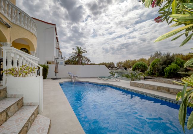 Villa à Empuriabrava - LV10 ALBERES