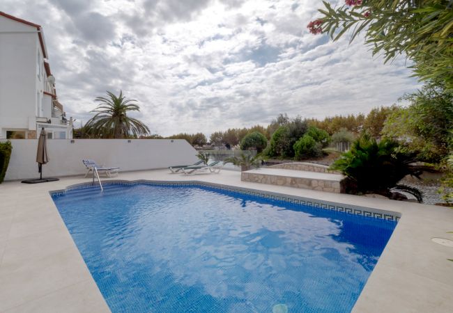 Villa à Empuriabrava - LV10 ALBERES