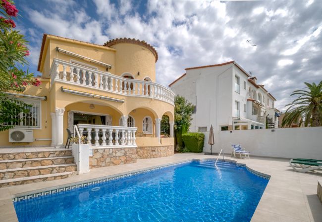 Villa à Empuriabrava - LV10 ALBERES