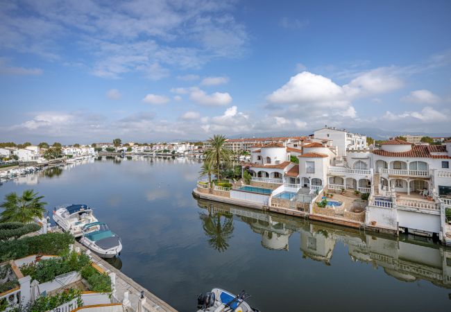 Appartement à Empuriabrava - ILA35