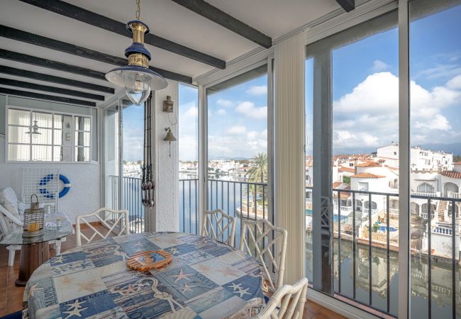 Appartement à Empuriabrava - ILA35