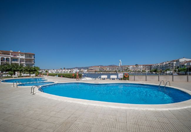 Appartement à Empuriabrava - ILA35