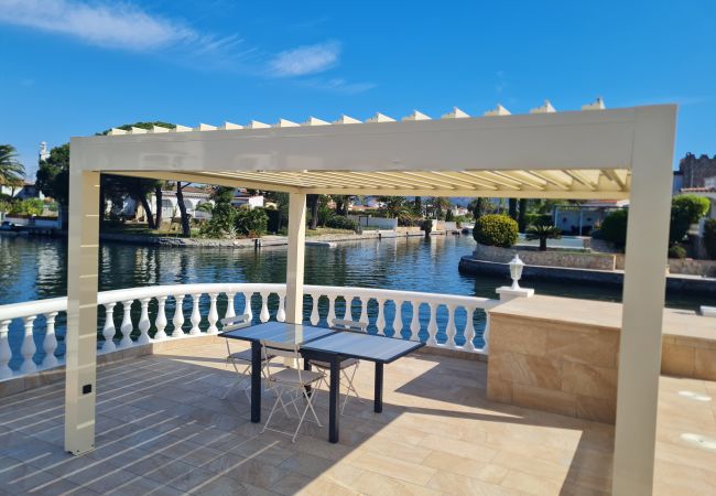 Villa à Empuriabrava - LV35 EMPURIES C