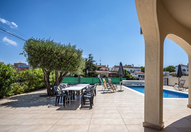 Villa à Empuriabrava - LV38 NOGUERA