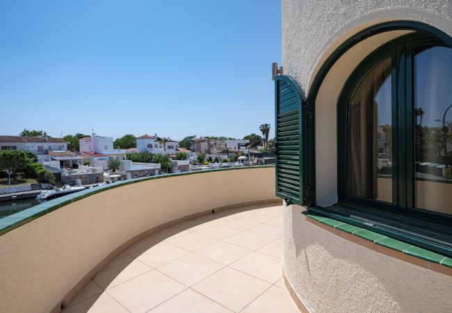 Villa à Empuriabrava - LV38 NOGUERA