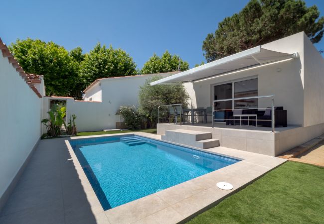 Villa à Empuriabrava - ILH03 MONTSENY
