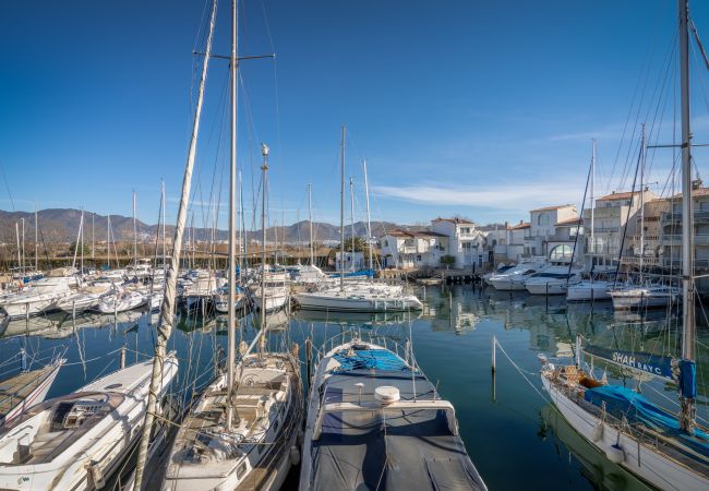 Appartement à Empuriabrava - ILA37 port ROYAL