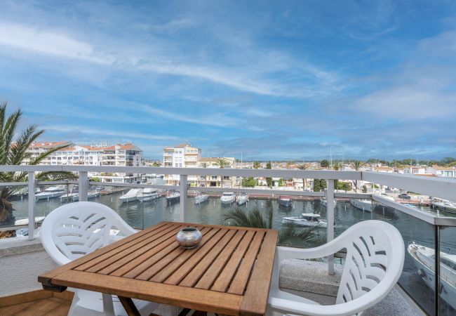 Appartement à Empuriabrava - ILA04