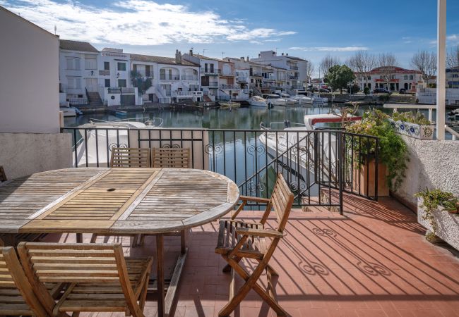 Maison mitoyenne à Empuriabrava - LV07 PORT BANYULS