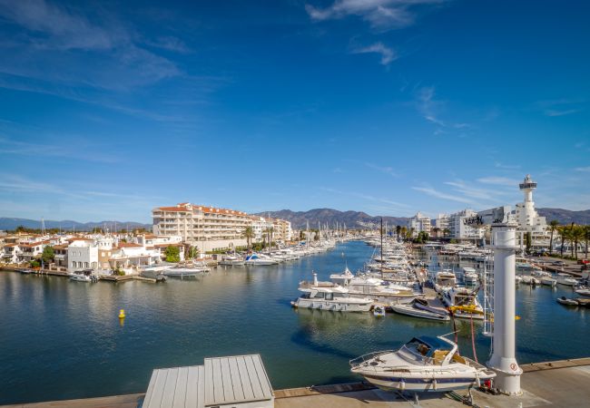 Appartement à Empuriabrava - ILA13 POBLAT TIPIC