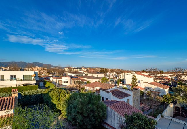 Maison à Empuriabrava - ILV03 MONTSENY