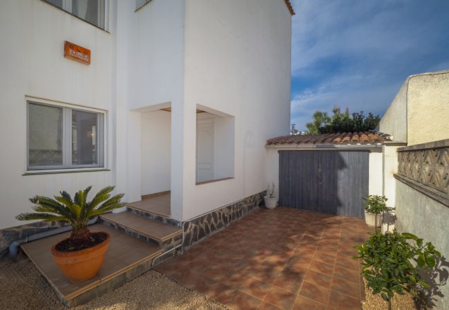 Maison à Empuriabrava - ILV03 MONTSENY