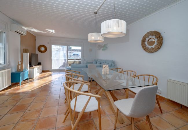 Maison à Empuriabrava - ILV03 MONTSENY