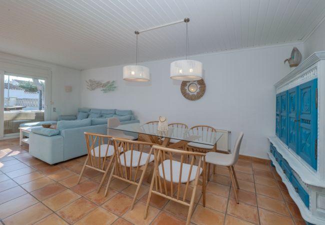 Maison à Empuriabrava - ILV03 MONTSENY