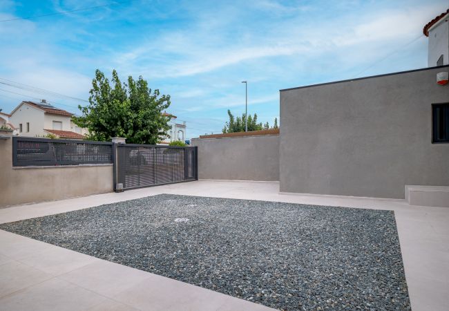 Villa à Empuriabrava - LV21 CAP RAS