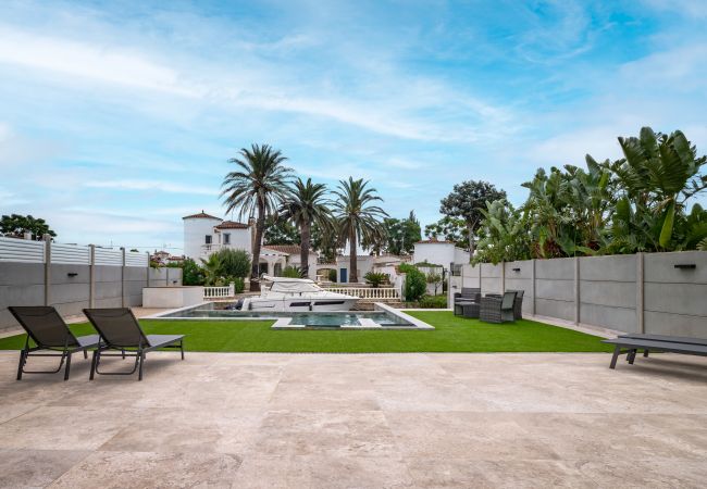 Villa à Empuriabrava - LV21 CAP RAS