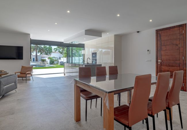 Villa à Empuriabrava - LV21 CAP RAS