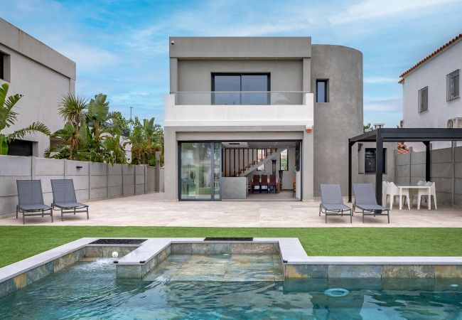 Villa à Empuriabrava - LV21 CAP RAS